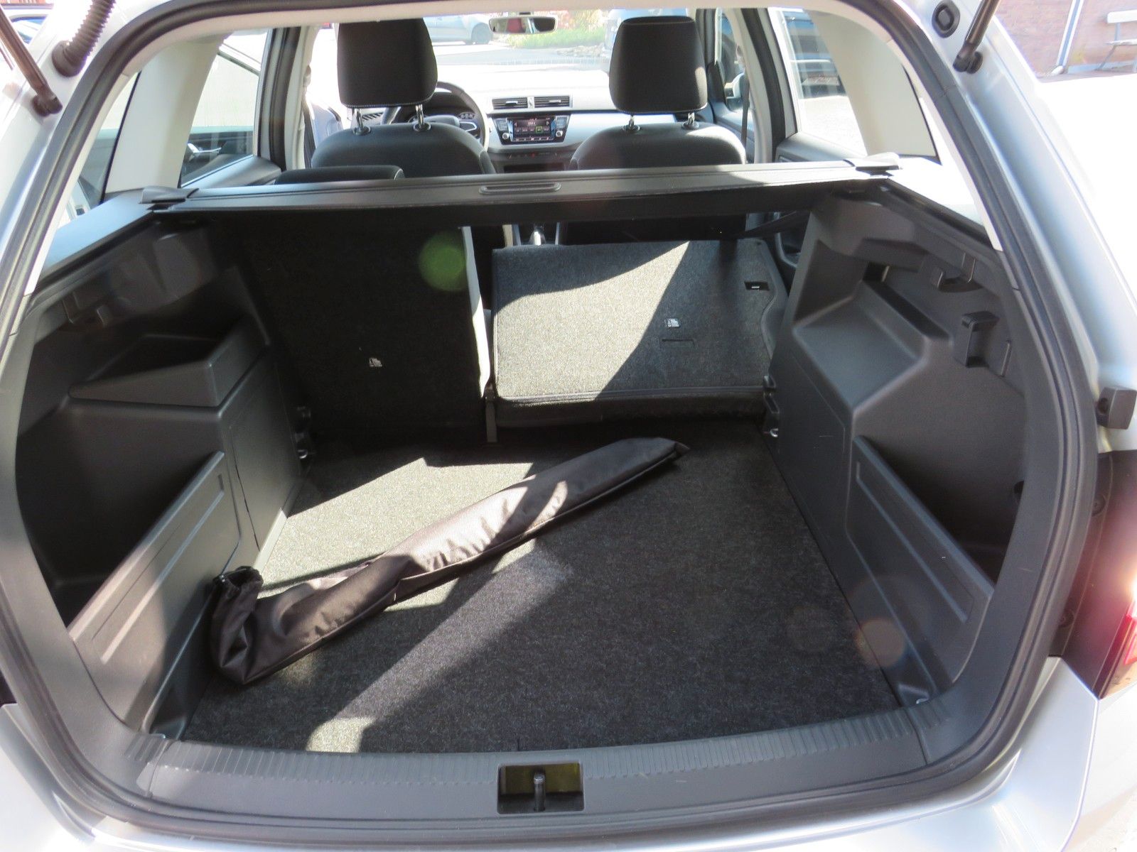 Fahrzeugabbildung SKODA Fabia Combi Ambition APP-CONNECT GRA PDC SITZH.1