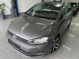 Volkswagen Golf Sports 2.0 TDI*R-LIN*AUT*NAV*BI-XN*PAN*KAMR - mit Diesel-Antrieb: Kleinbus