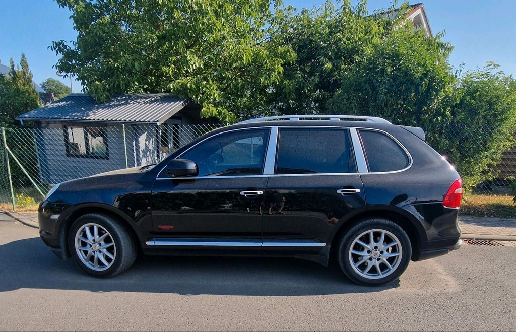 Image of Porsche Cayenne
