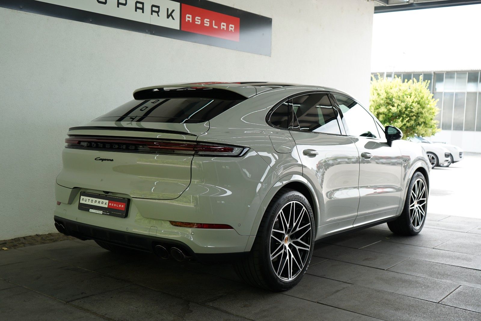 Porsche Cayenne Coupe E-Hybrid Black Edition/Kreide /22z imagem 3