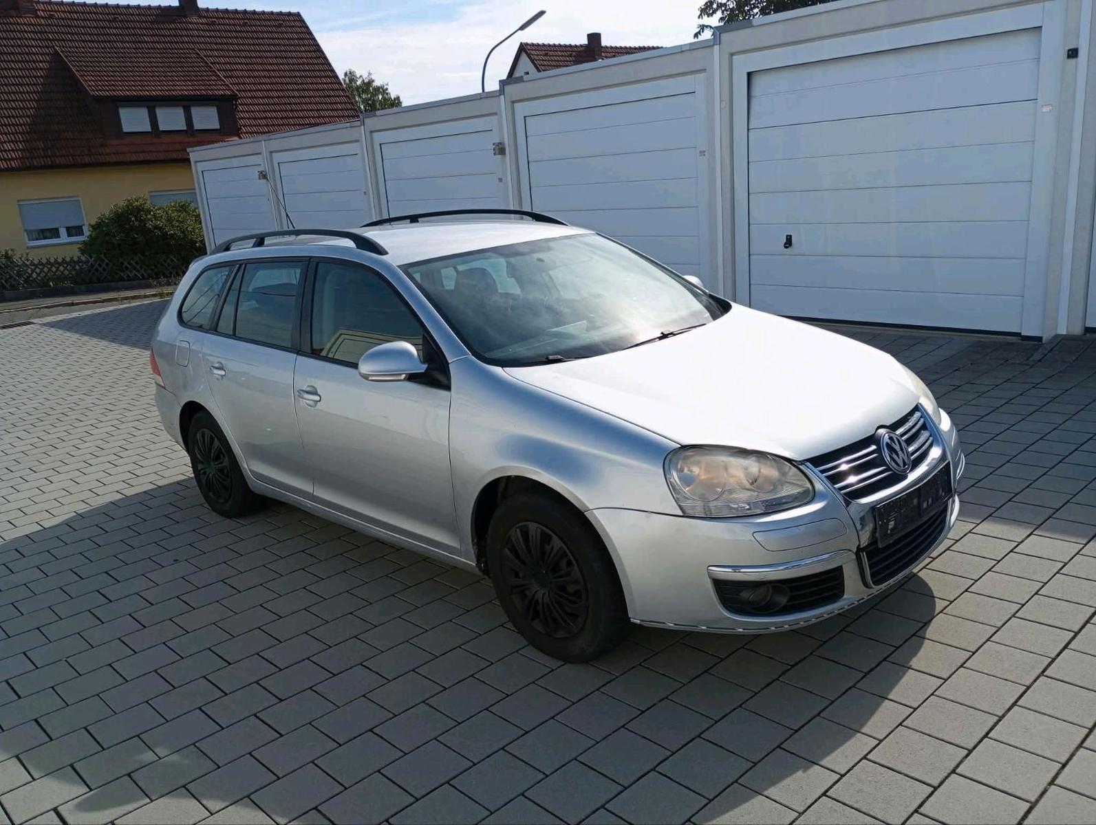 Volkswagen Golf 2010 — engine 122 HP (90kW)