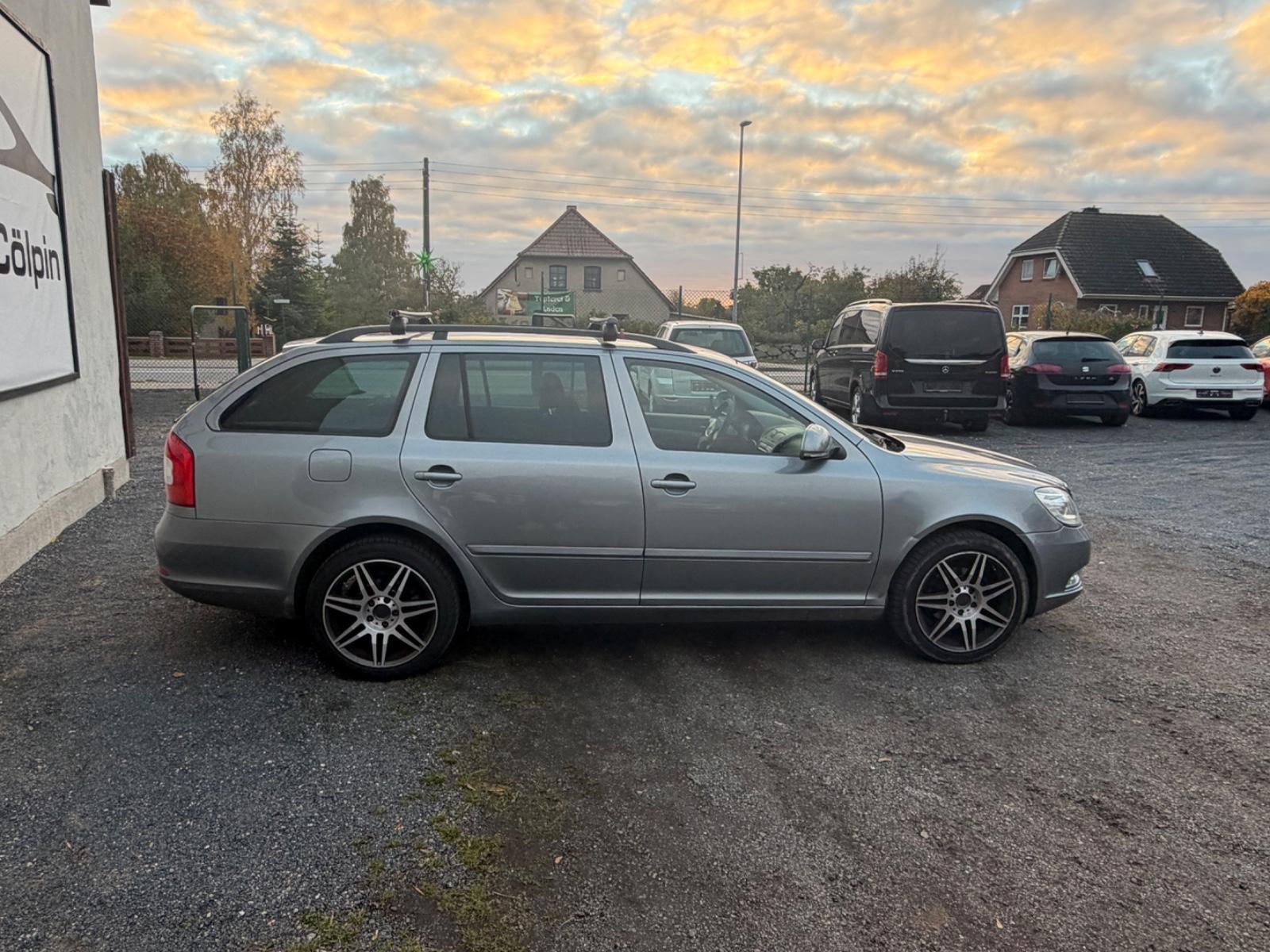 Skoda Octavia 2012 — photo 7
