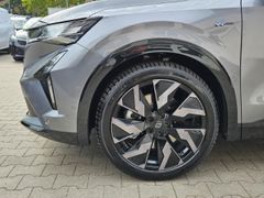 Fahrzeugabbildung Rafale 200 E-Tech Full Hybrid Esprit Alpine