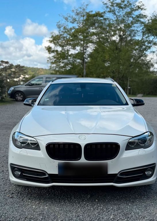 Image of BMW 520
