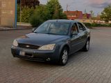 Ford Mondeo Ghia 1.8 TÜV & 2027/01 & Benzi... - Ford Mondeo aus 2003: Ghia