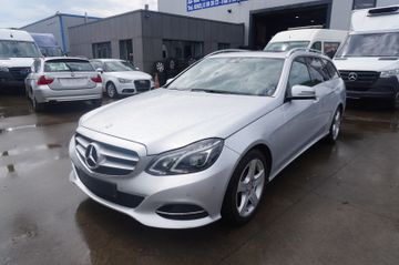 Mercedes E 200 - 3