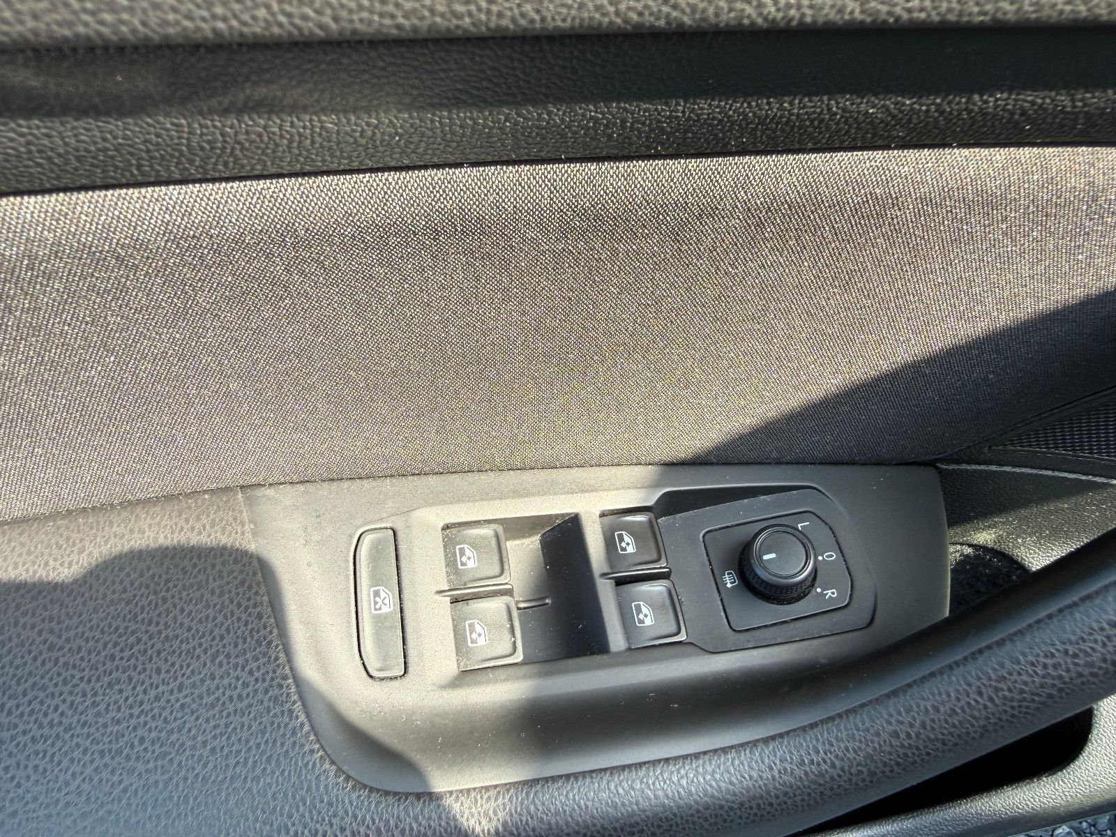 VW Passat Variant Passat 2.0 TDI Variant AUTOMATIK/KLIMA/AHK – Foto 14