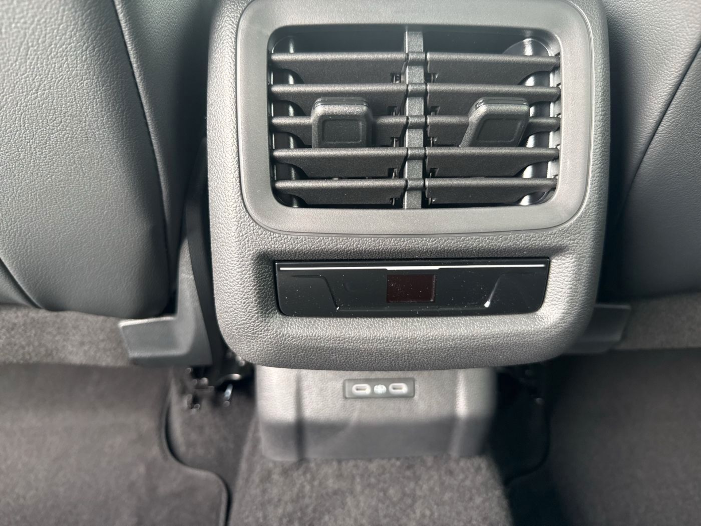 Volkswagen T-Roc - Bild 22