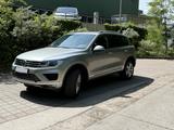 Volkswagen Touareg 3.0 V6 Terr. Tech, 4M, Stdhz, AHK - VW Touareg von privat