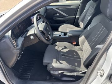 Bild 6 Opel Astra GS AT8/NAVI/SHZ+LHZ/PDC vo+hi+360Cam