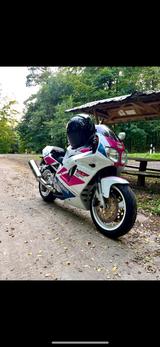 Yamaha YZF 750R - Offers matching your search criteria