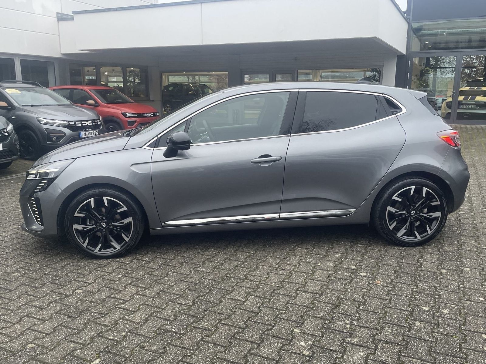 Fahrzeugabbildung Renault Clio TECHNO TCe 90