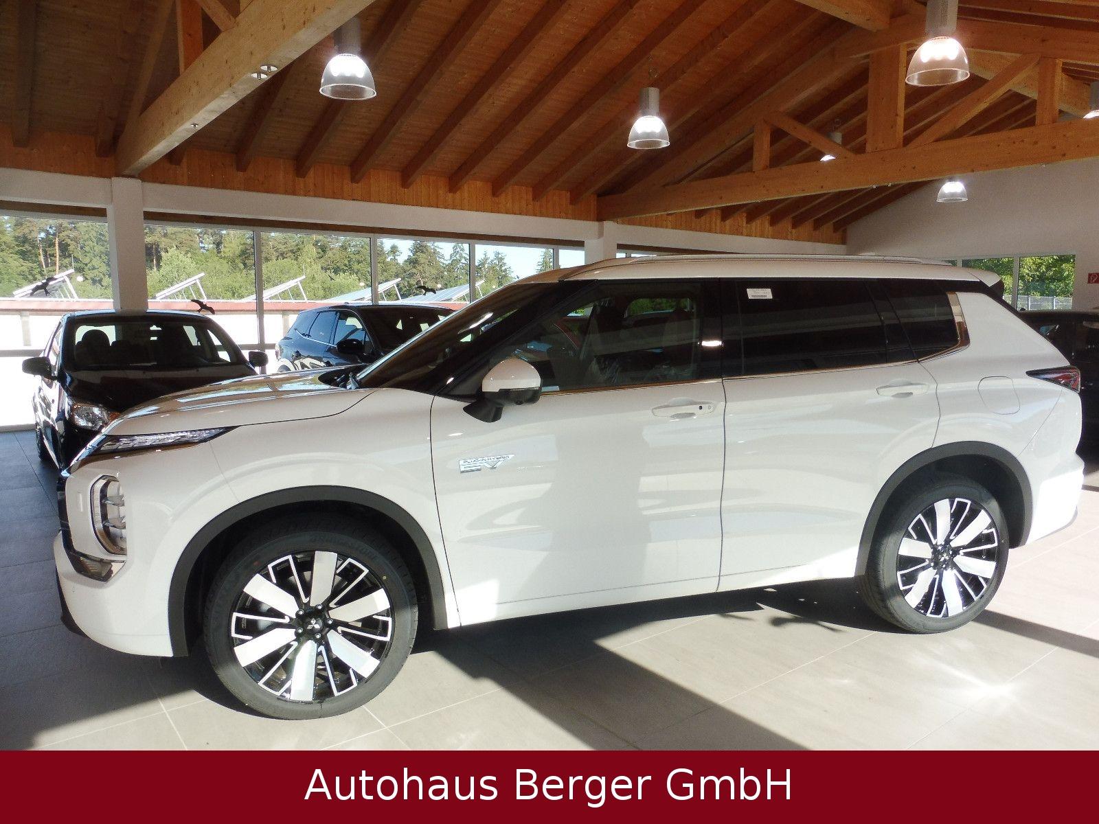 Mitsubishi Outlander 2.4 PHEV 4WD Top mit Luxury-Paket