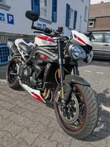 Triumph Speed Triple 1050 RS | TÜV neu |  - TRIUMPH RS