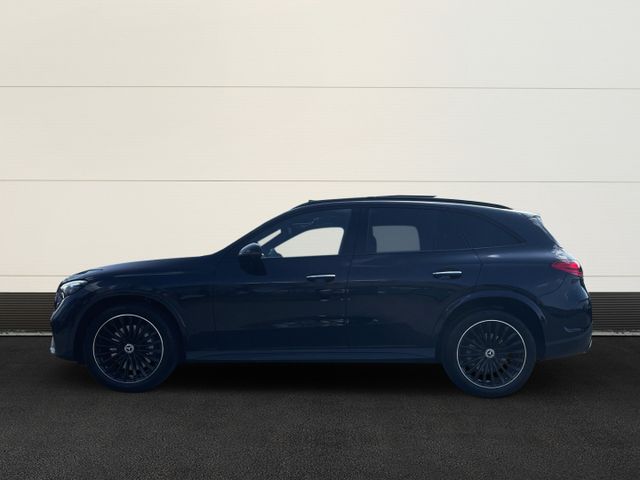 Mercedes-Benz GLC 300 4-Matic+HUD+Pano+Digital Light+Burmester