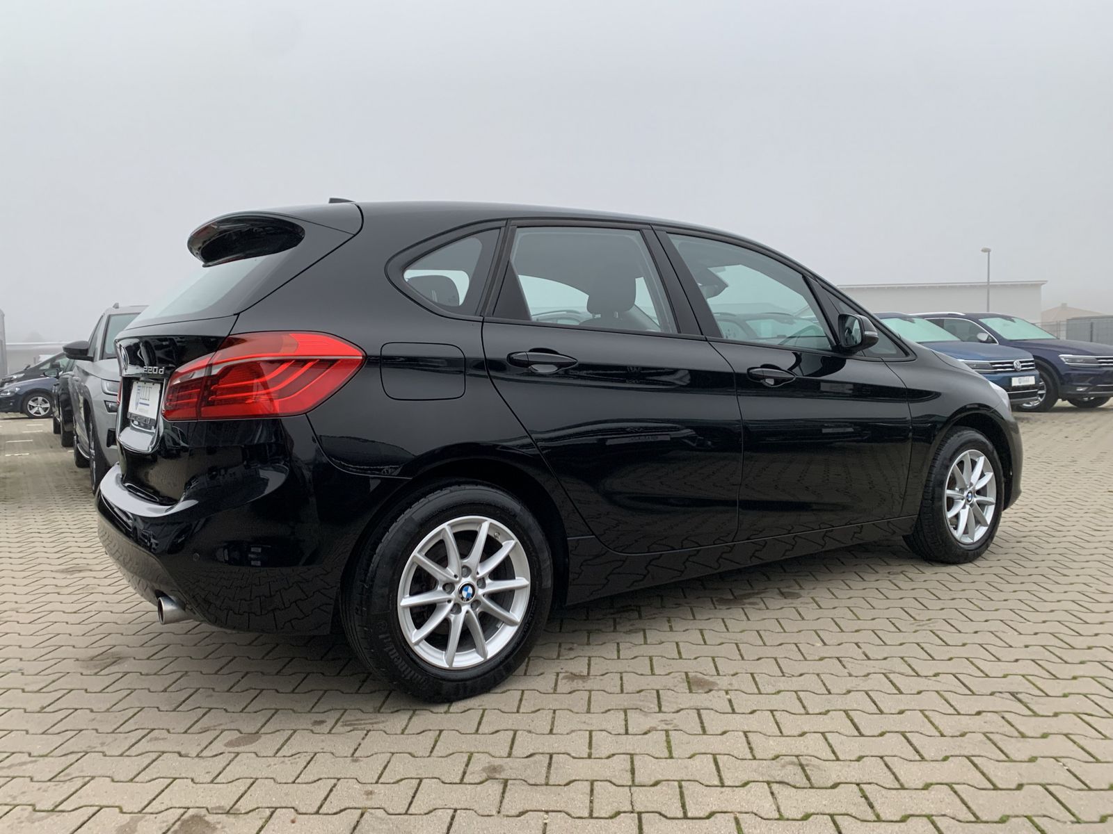 Fahrzeugabbildung BMW 220 Active Tourer Advantage*Navi*LED*AHK*Temp.*