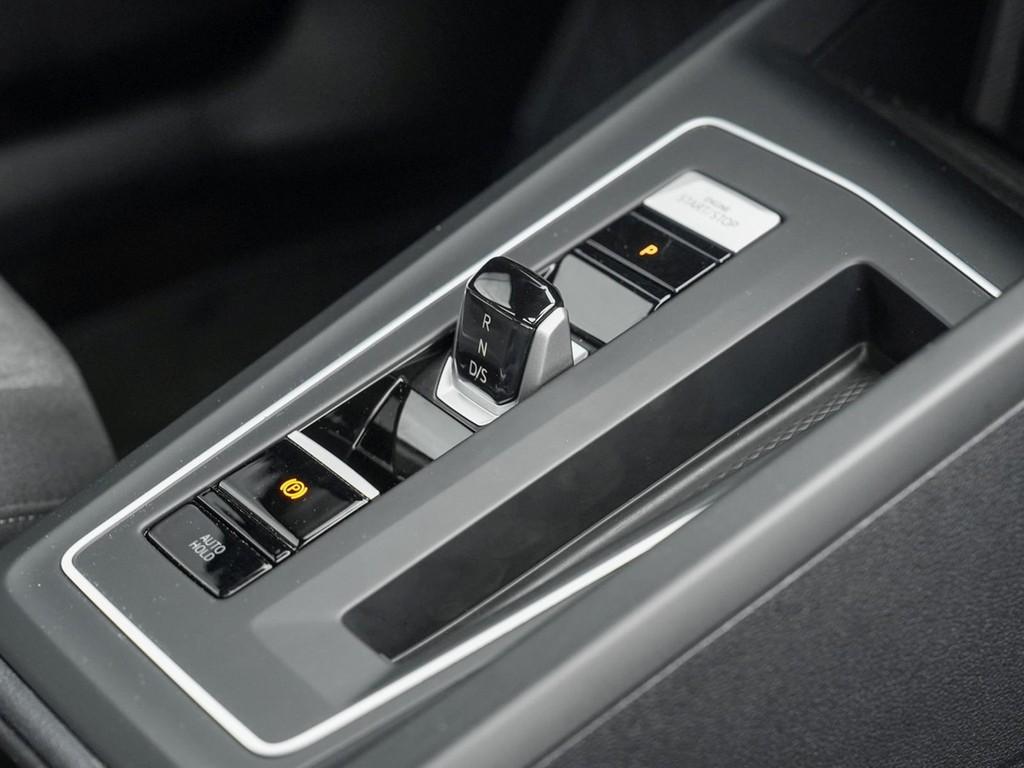 Volkswagen Golf VIII Variant 1,5 eTSI DSG,AHK,LED,Apple Car, миниатюра 10