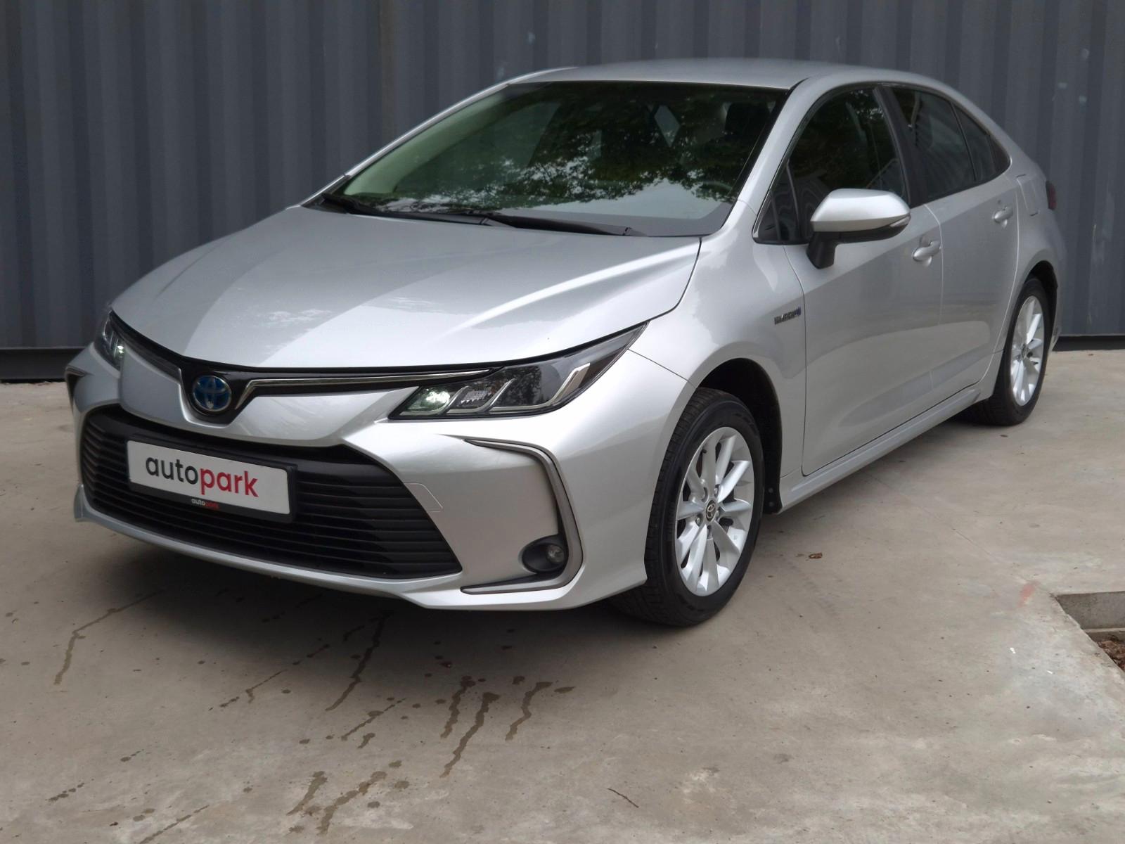 Toyota Corolla 1,8 Hybrid Comfort Limousine