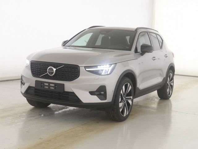 Volvo XC40 B4 B DKG Plus Dark