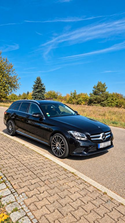 Image of Mercedes-Benz 220