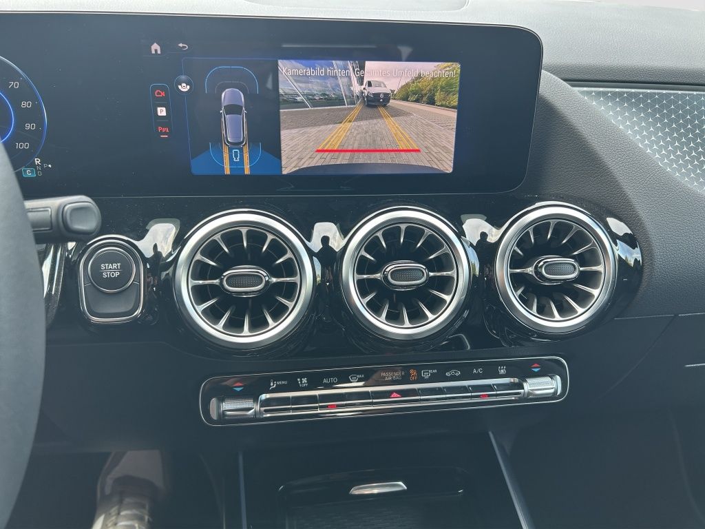 Fahrzeugabbildung Mercedes-Benz EQA 250+ K-GO*TOTW*DISTR*KAMERA*DAB*LENKRADHZG*