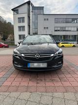 Opel Astra K 1.6 Diesel mit Automatikgetriebe - : Kombi, Automatikgetriebe
