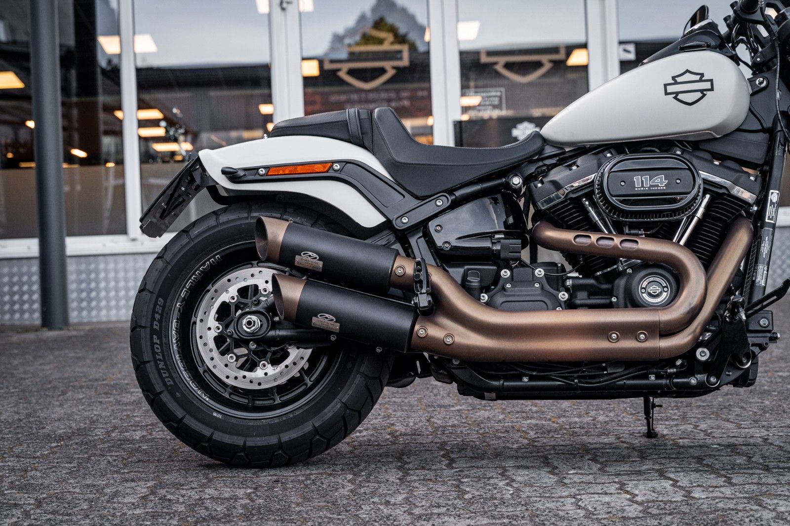 Fahrzeugabbildung Harley-Davidson FXFBS FAT BOB 114 CUI SOFTAIL - Jekill & Hyde