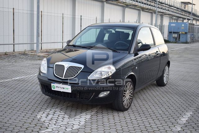 Lancia LANCIA Ypsilon 1.3 Multijet 16V Argento