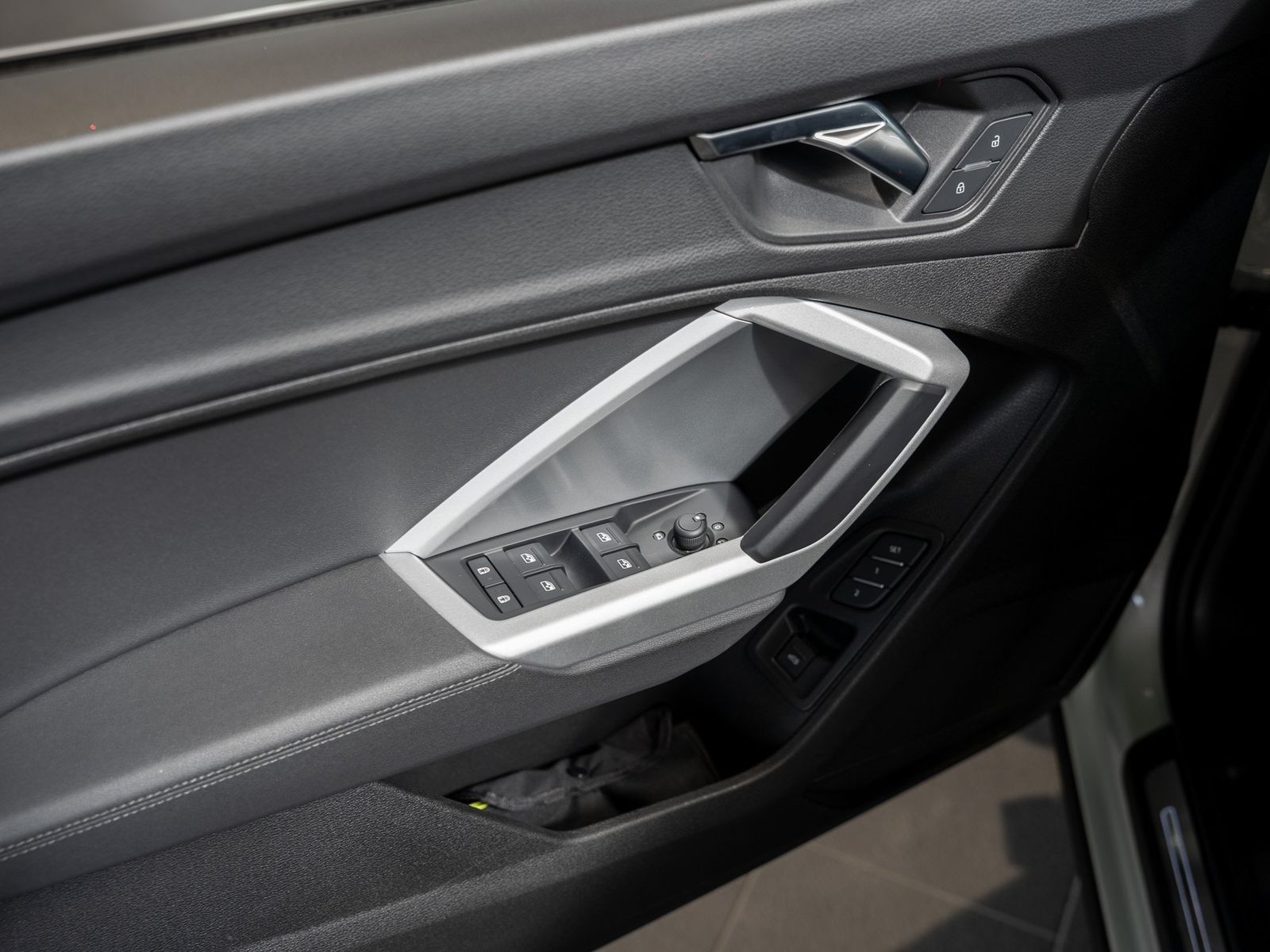 Audi Q3 Sportback S line S line 35 TDI quattro 110(15 foto 24