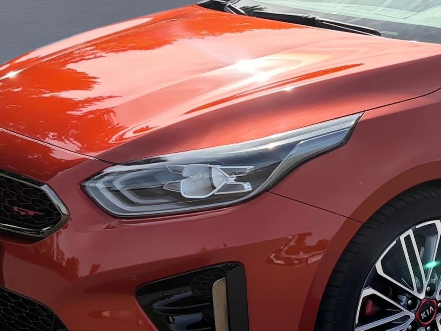 Fahrzeugabbildung Kia Ceed GT El. Panodach Navi Leder Memory Sitze Sou