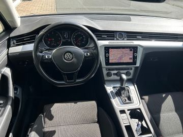 Volkswagen Passat Variant - 8