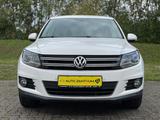 Volkswagen Tiguan Sport & Style BMT*PANORAMA*SHZ*PDC - Pickup bis 10.000 Euro
