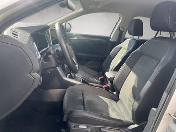 Volkswagen T-Roc - 8