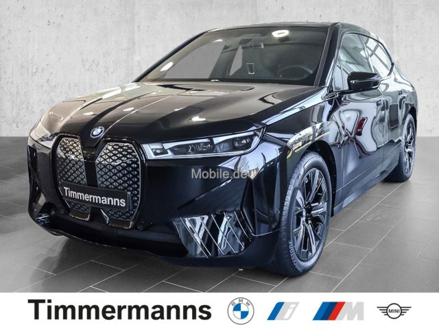 BMW iX xDrive40 Sport AHK PanoSkyLounge Harman Laser