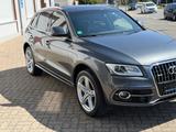 Audi Q5 2.0 TDI quattro S-LINE/LEDER/NAVI/XENON/KEY