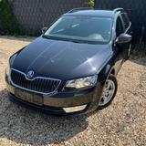 Skoda Octavia 1.6 TDI  Ambition SHZ TOP GEPFLEGT - Skoda Octavia mit Diesel-Antrieb: Limousine, 1.6