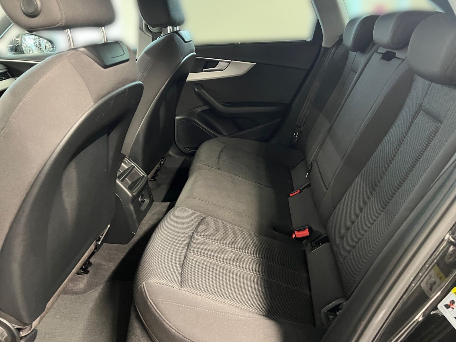 Audi A4 - Bild 13