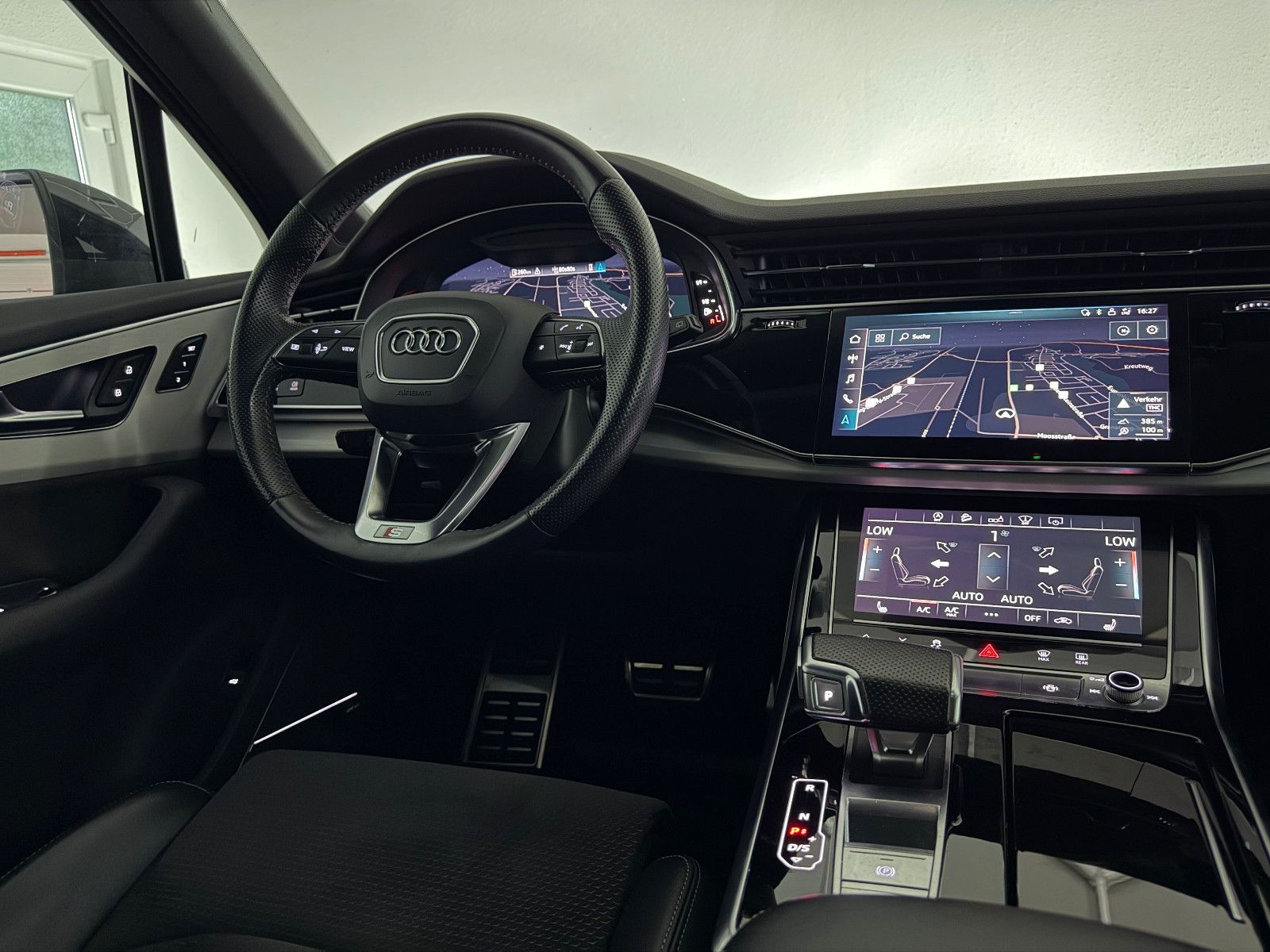 Fahrzeugabbildung Audi Q7 50 TDI Quattro S LINE/BOSE/MEMORY/HuD/7-SITZE