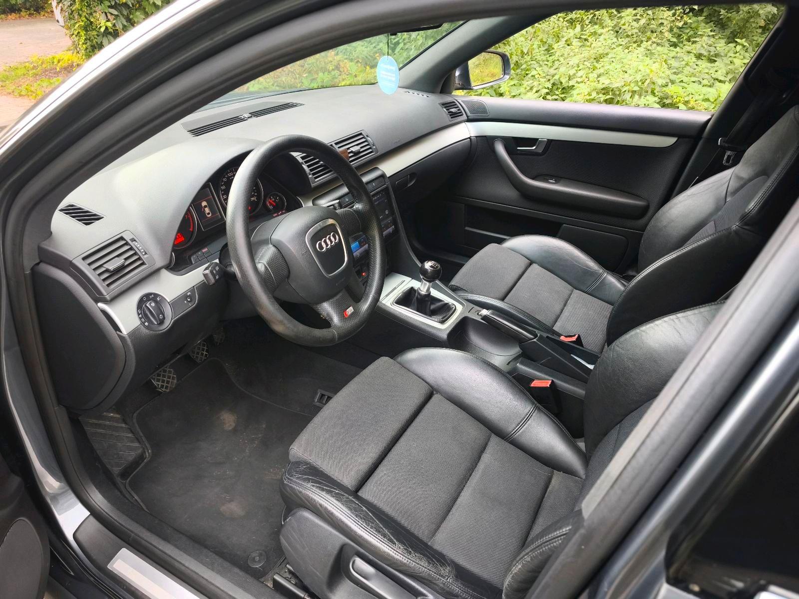 Audi A4 2005 — photo 14