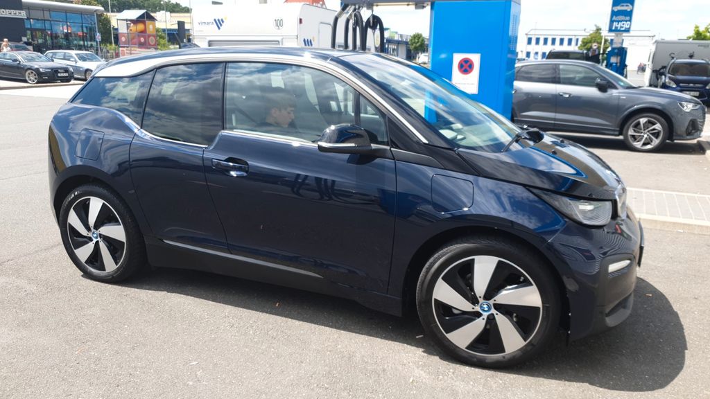 Image of BMW i3