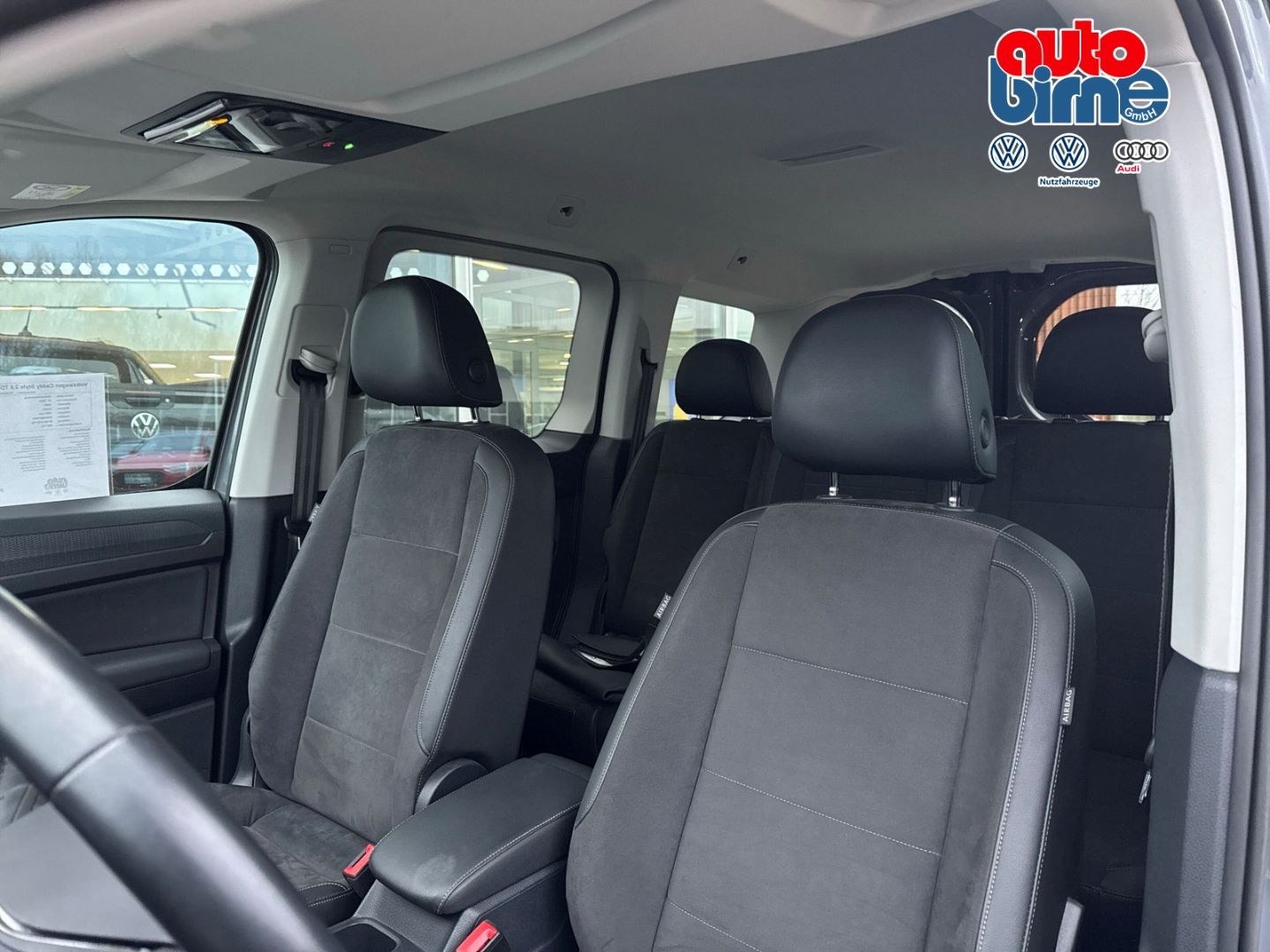 Caddy Style 2.0 TDI StandHZG AHK-abnehmbar Navi 