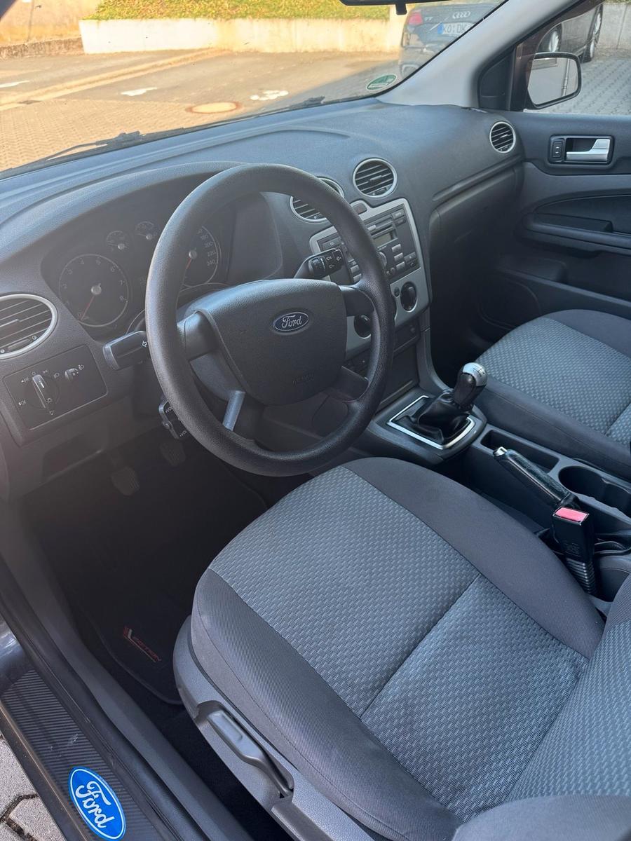 Ford Focus 2006 — photo 6