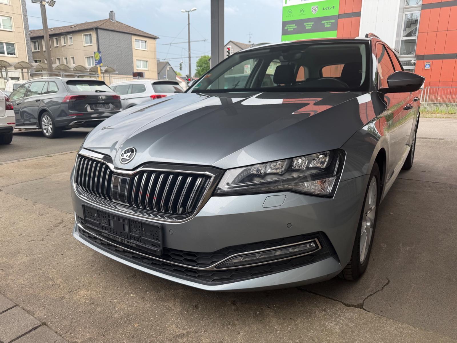 Skoda Superb Combi Style 4x4 Kamera/ACC/1.Hand
