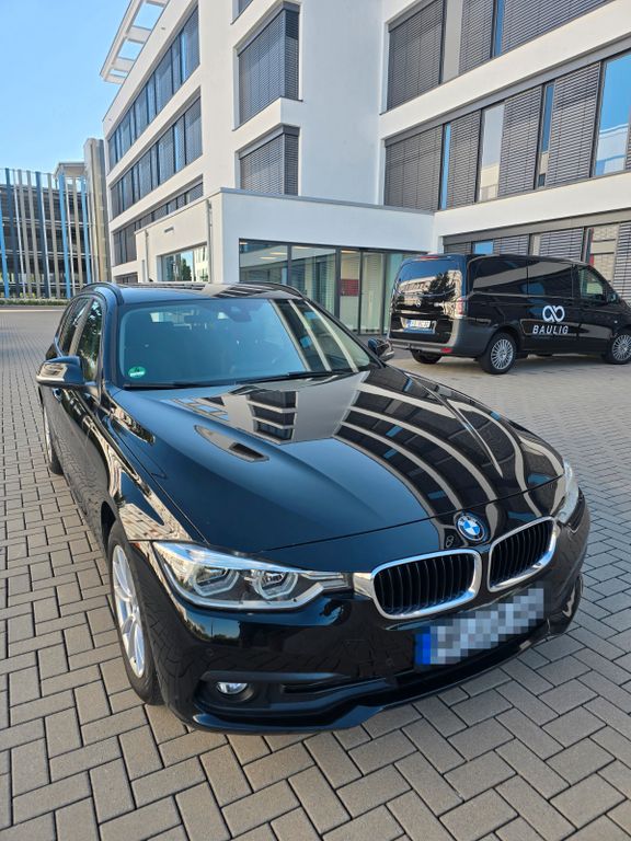 Image of BMW 320