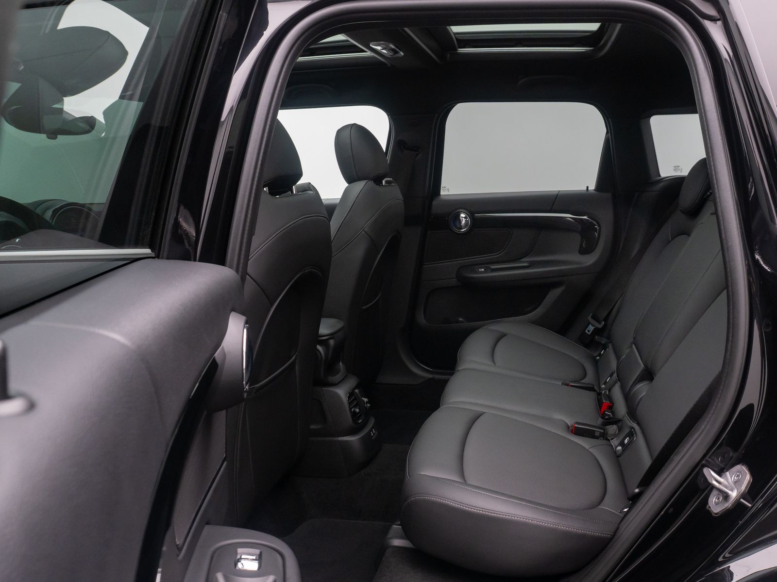 Fahrzeugabbildung MINI John Cooper Works Countryman ALL4 HUD Kamera H/K