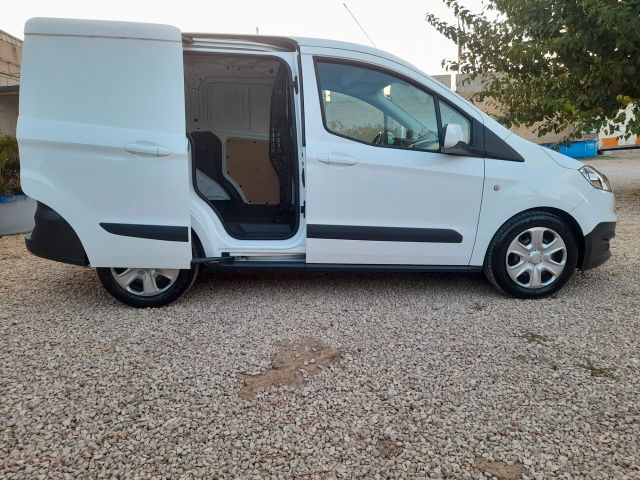 Otros Ford TRANSIT courier 1.5Tdci 2018 IVA INCLUSA