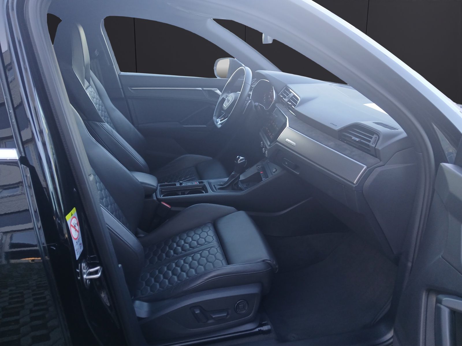 Fahrzeugabbildung Audi RS Q3 Sportback TFSI quattro MATRIX ACC 21" B&O