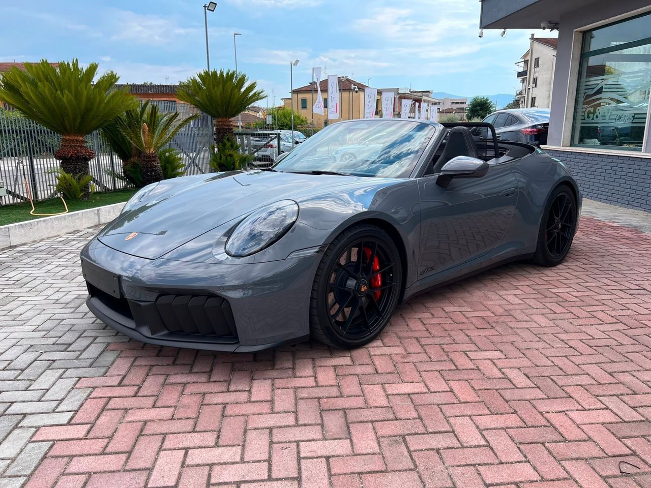 Other Porsche 911 Carrera 4 GTS Cabriolet imagem 3