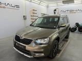 Skoda Yeti Edition KLIMA NAVI PDC MFL SHZ TEMPO XENON - Skoda Yeti: Grün