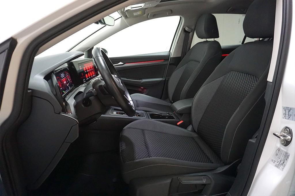 Volkswagen Golf 8 2.0TDI DSG Active Virtual AHK Pano ACC, миниатюра 7
